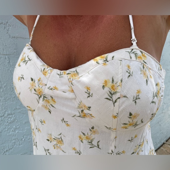 Soft Floral off white spaghetti strap sun dress with adjustable straps Size XL - Picture 5 of 16